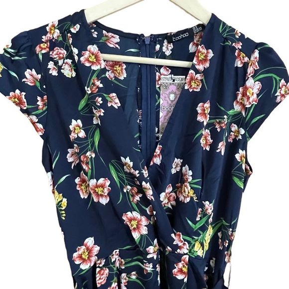 Boohoo Cap Sleeve Tie Waist Floral Hi-Lo Dress Navy Size 4 NWT - Picture 5 of 15